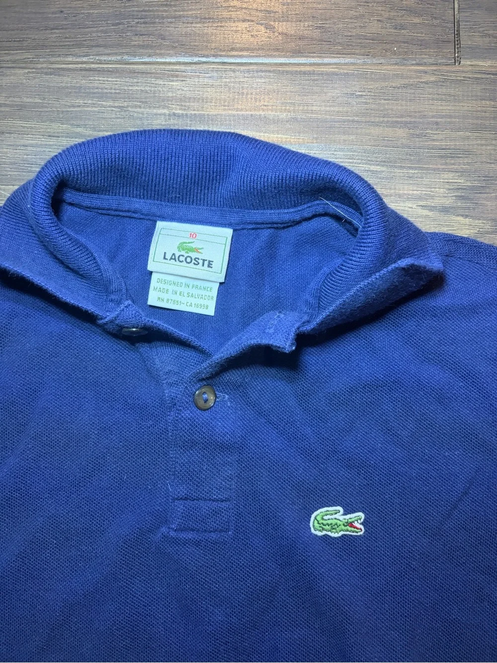 Kids Lacoste Navy Short Sleeve Polo. with Green Crocodile Emblem. Size 10